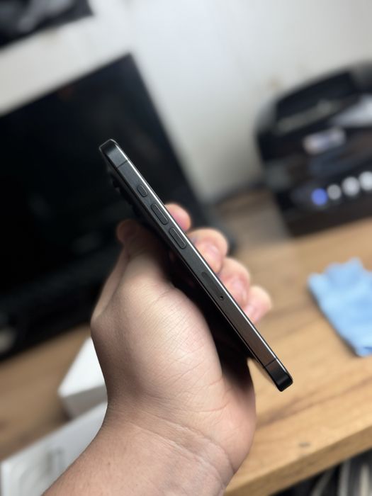 Айфон,IPhone 15 pro 256gb 100%