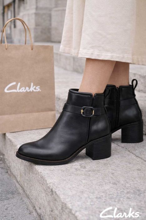 Botine din piele naturală, 39, gamă Clarks Signature, toc 7 cm, -50%