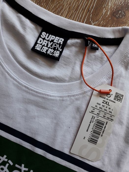 Tricouri XL Superdry