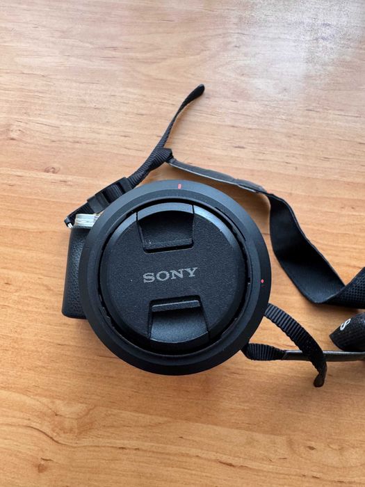 Фотоапатат Sony A6000 + Sony 28-70mm OSS + чанта – комплект