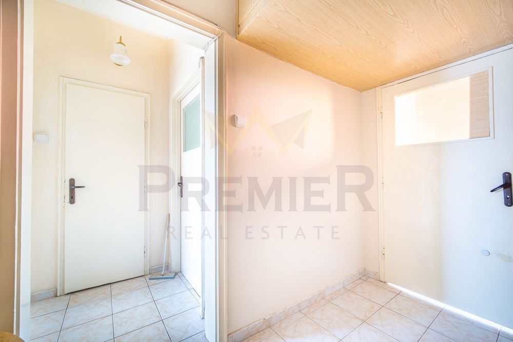 Продава се Тристаен апартамент в Варна, Победа - 62 кв.м за 2162 €/кв.м - Снимка #3