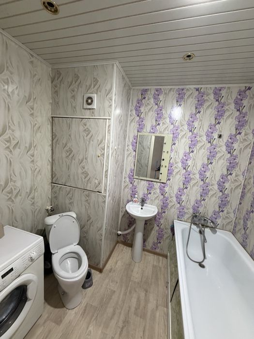 Продаеться 1 ком квартира