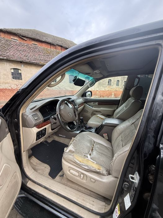 Toyota Land Cruiser J120
