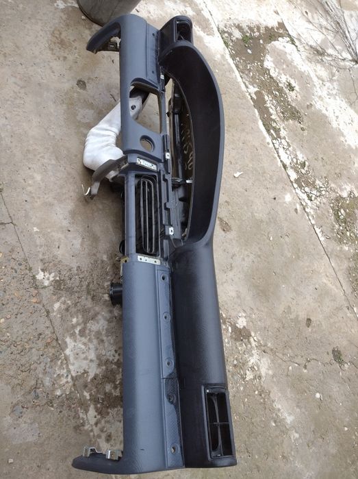 Панель        Ауди 100  С4