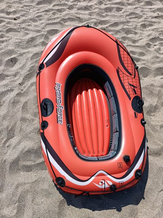 Детска надуваема лодка