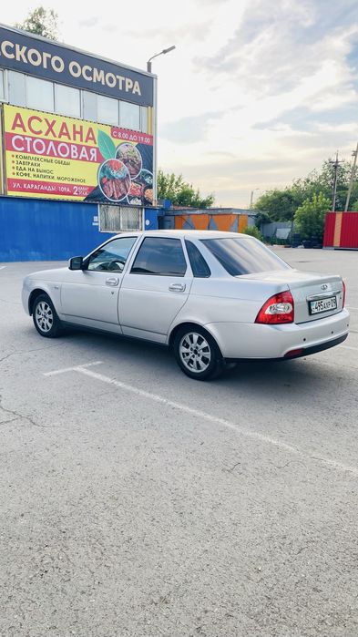 Продам Приору Люкс
