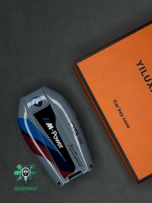 Пластмассовые чехол для BMW от  «Sevenway»