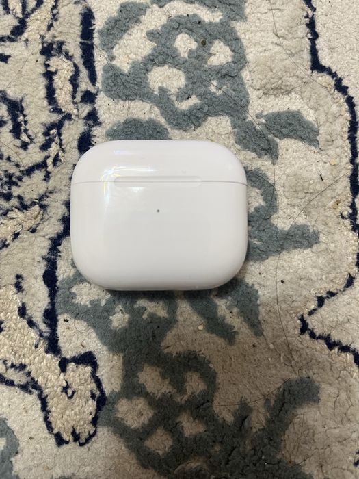 Срочно продам Air pods 3 оригинал .
