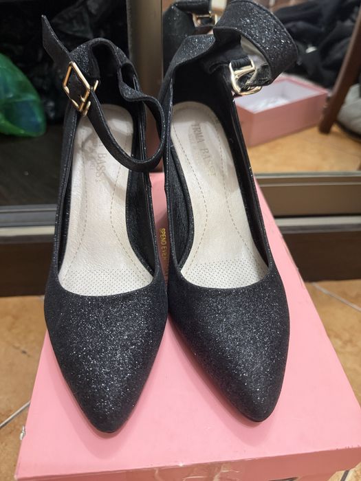 Продам женскую обувь