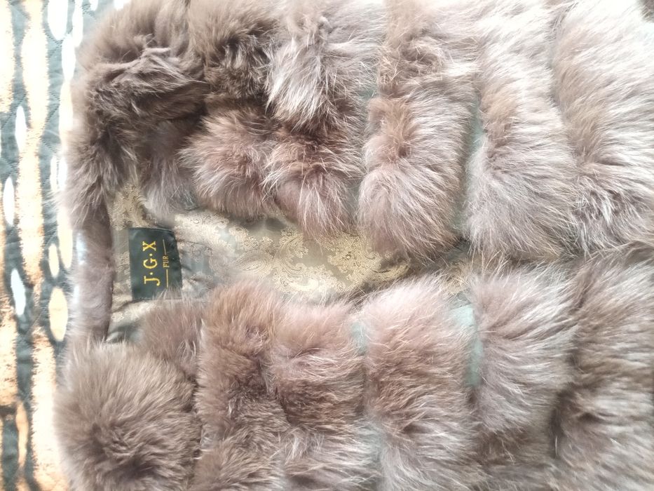 Продам верхнюю одежду