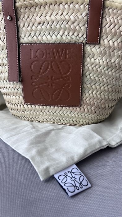 Соломенная сумка Loewe