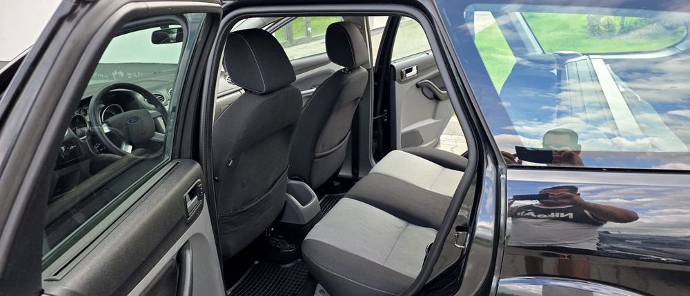 Ford Focus 2010 Euro 5 Facelift 1.6 Diesel Manual Clima Primu Nr Rosu Impecabil