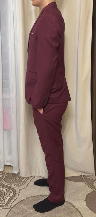 Продаю кастюм тройка