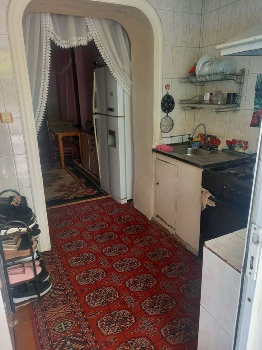 Продоётся квартира 3х комнатная 1этаж