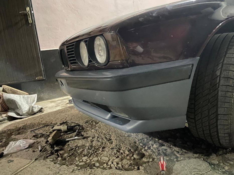 М тех обвес бампера бмв е34