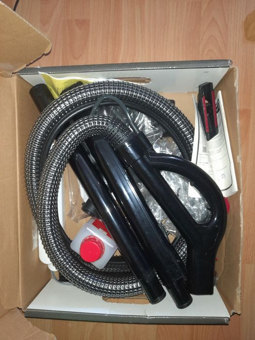 Продам моющий пылесос Arnica