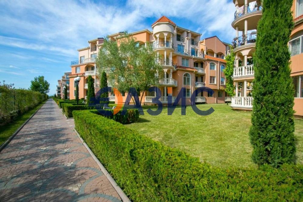 Просторен апартамент с 1 спалня в комплекс "Хасиенда Бийч", Созопол,