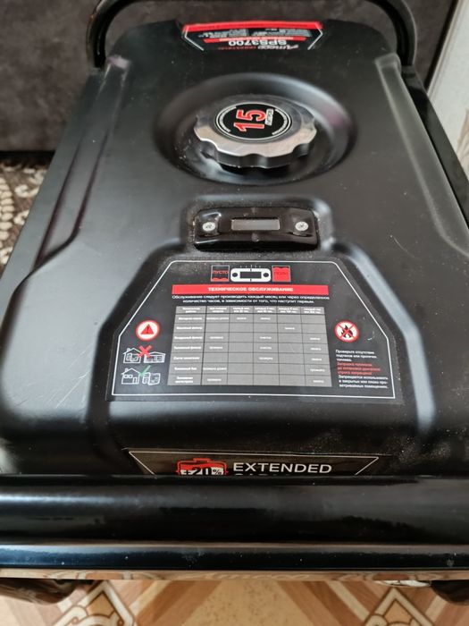 Бензиновый генератор