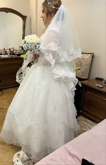 Продам свадебное платье