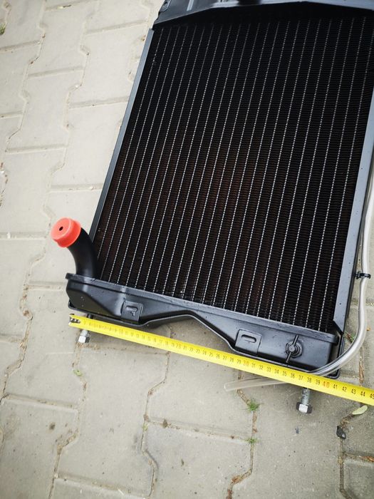 Radiator tractor: Massey ferguson 135 35 173
Massey Ferguson
Seria : 1