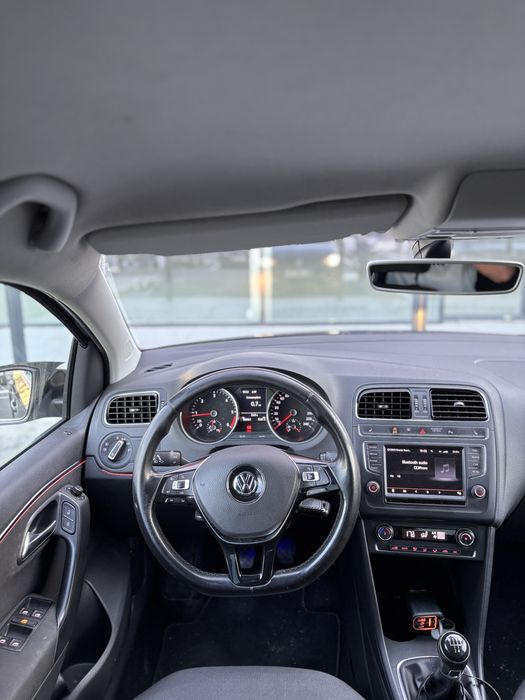 VOLKSWAGEN Polo 2014 — imagine 3