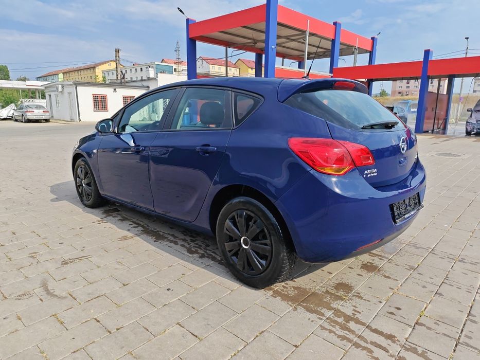 OPEL Astra 2011 — imagine 5