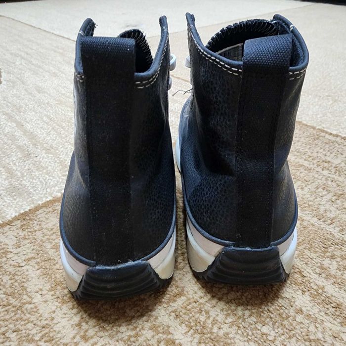 Ботинки, кроссовки, кеды женские