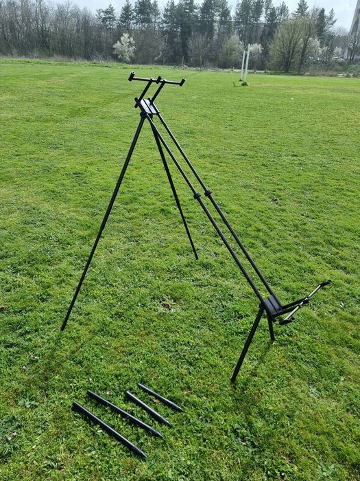 Шаранджийска стойка Delphin RPX-4 + 2 комплекта крака