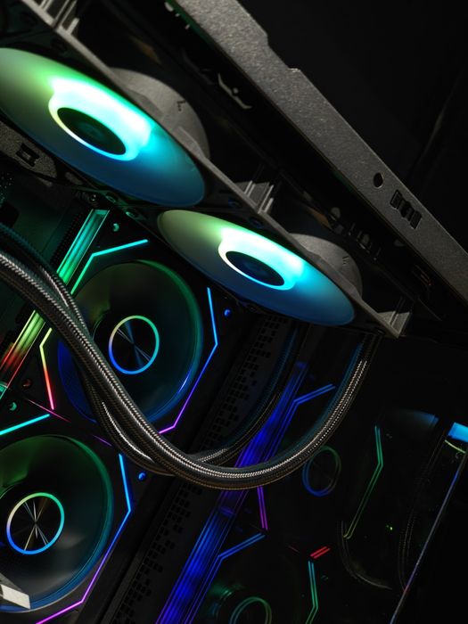 Компьютер Ryzen 7 7800X3d/Ddr5 32/Rtx 5060