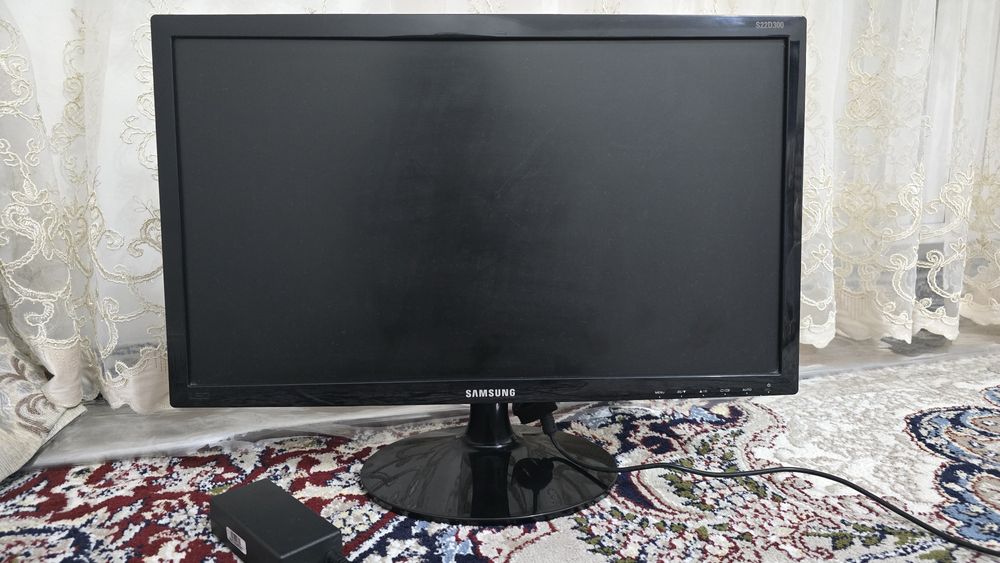 Samsung S22D300 Monitor