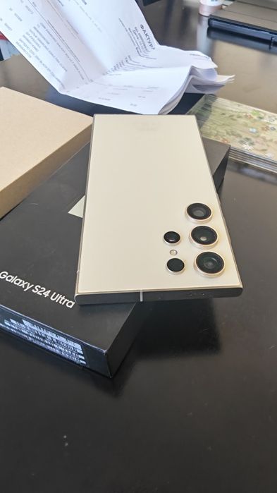 Samsung S24 Ultra 512GB/12RAM + Гаранция