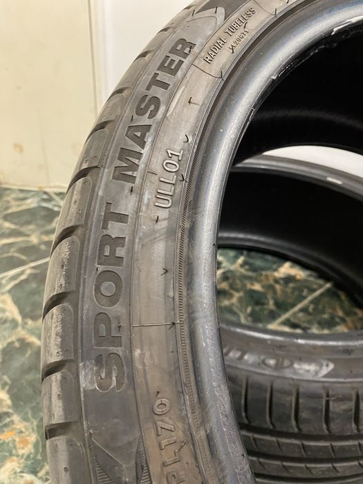 235/40/19 DOT-23 6+mm