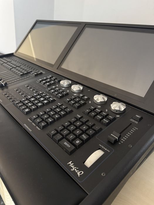 Chamsys MQ500 Stadium - Consola lumini profesionala