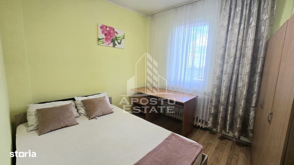 Apartament de vanzare cu 4 camere, etaj intermediar, Circumvalatiunii