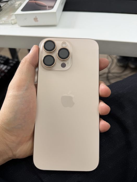 Iphone 16 pro max 256 Sim card