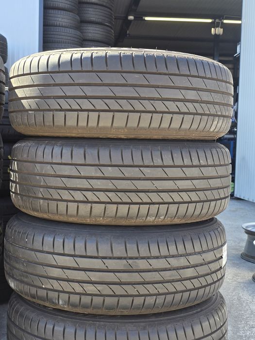 4 Броя 205/60/16 Kumho 2x7,3mm 2x6,8mm 23дот