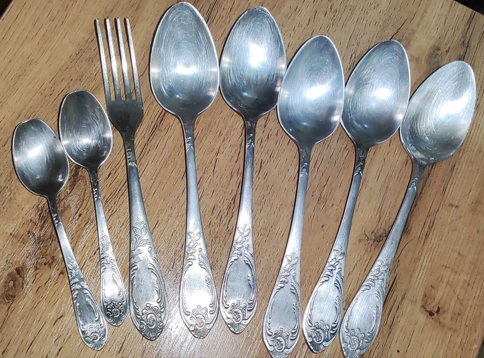 Ложки, вилка мельхиор. Юнусабад
