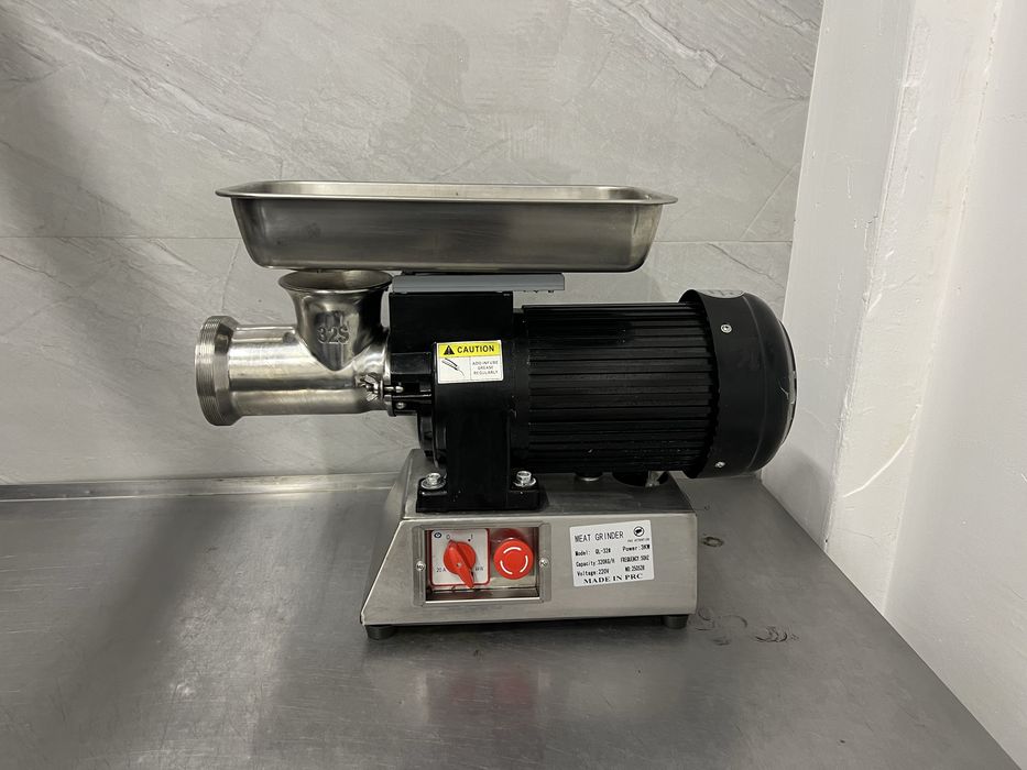 Витринные холодильники, мясорубка