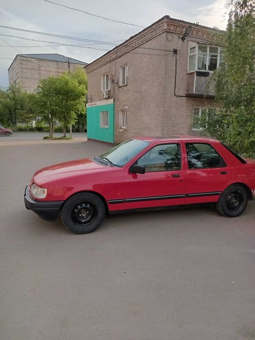 Продам автомобиль Ford Sierra