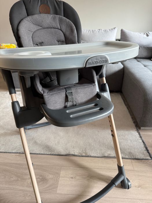 Maxi Cosi Minla столче за хранене