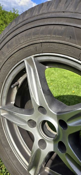 Noi - 1500 lei Oferta 4 Anvelope Michelin Cross 235/60/16. 104H