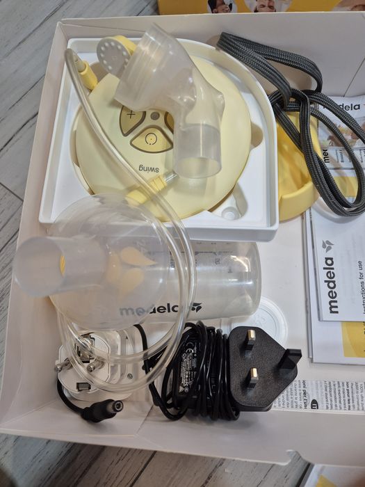 Помпа за кърма Medela Swing