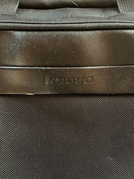 Чанта за лаптоп Lenovo