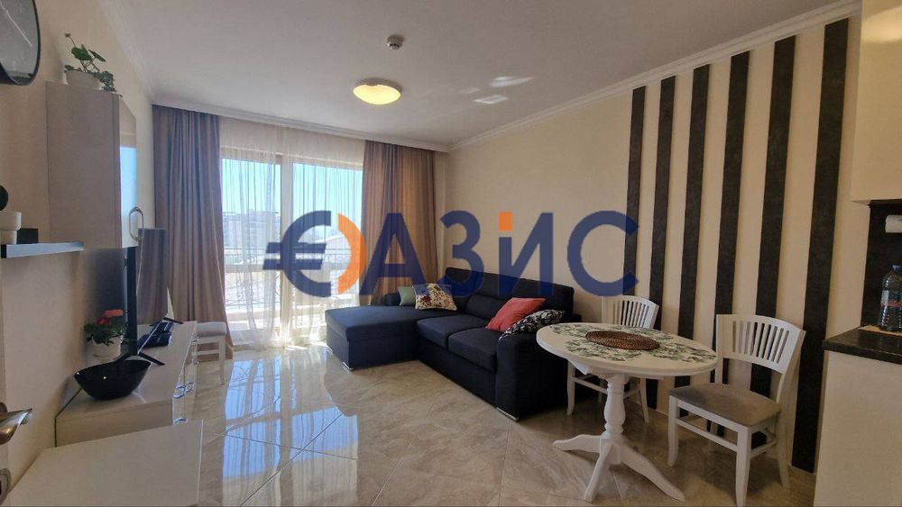 Продава се Двустаен апартамент в Свети Влас - 64 кв.м за 1435 €/кв.м - Снимка #1