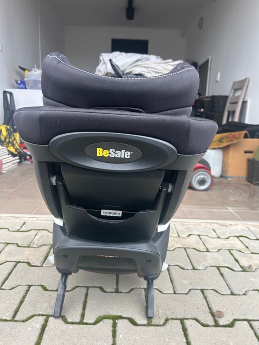 Scaun pentru masina BESAFE IZY TURN