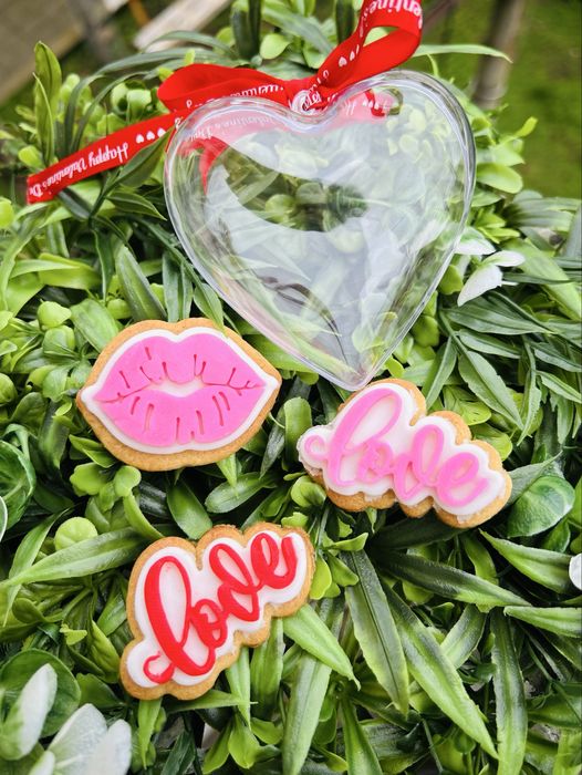 Меденки и подаръци за Свети Валентин