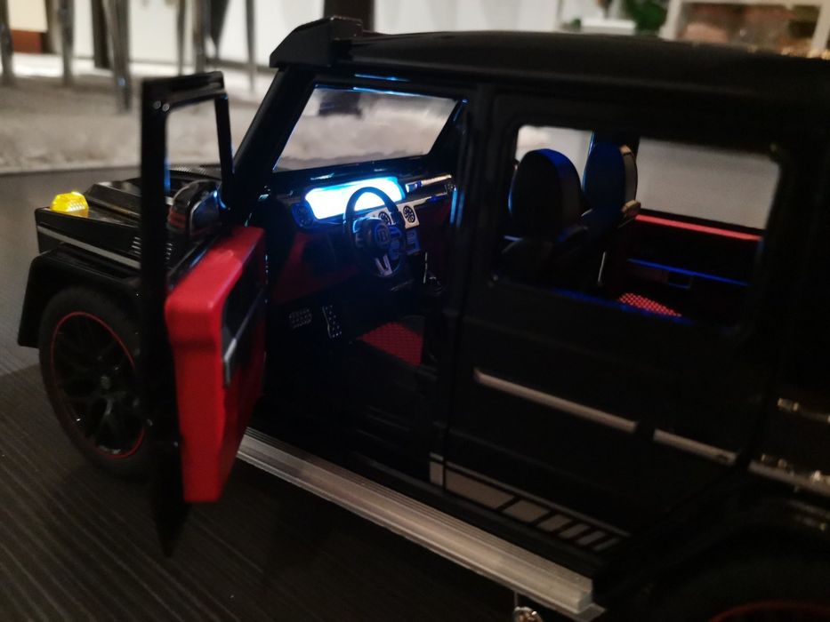 Mercedes G klas метална колекционерска количкс