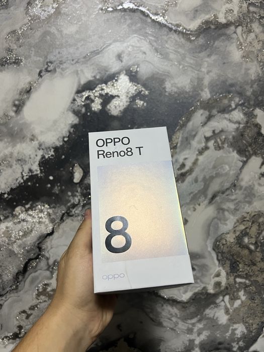 Oppo reno 8t 8/128 торг есть