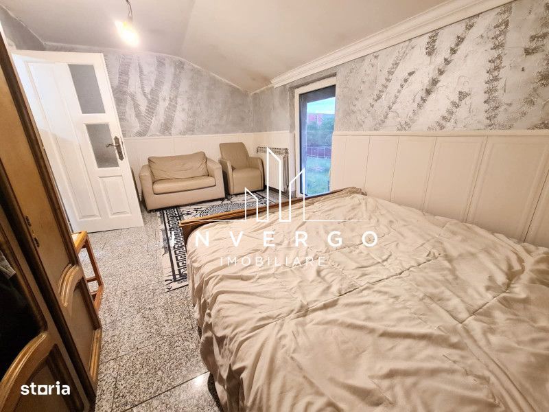 Casă spațioasă cu 5 camere și 6 garaje de închiriat în Florești