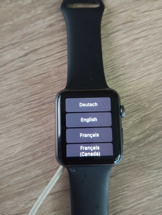 Смарт часовник Apple